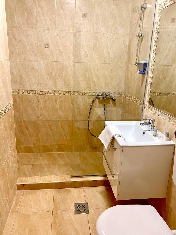 Borostyan Panzio Hotel Kaposvar Ngoại thất bức ảnh