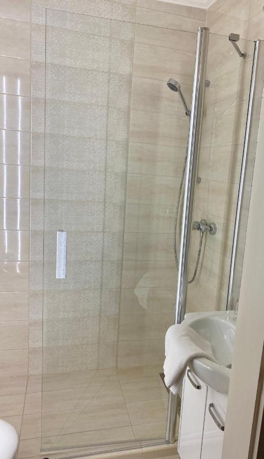 Borostyan Panzio Hotel Kaposvar Ngoại thất bức ảnh